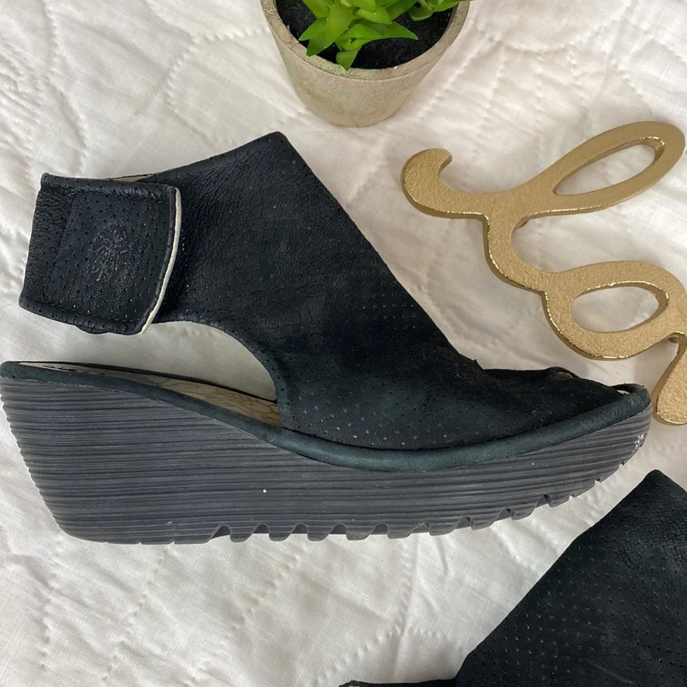 Fly London Yala Perf Suede Open Toe Wedge Sandals - Picture 2 of 10